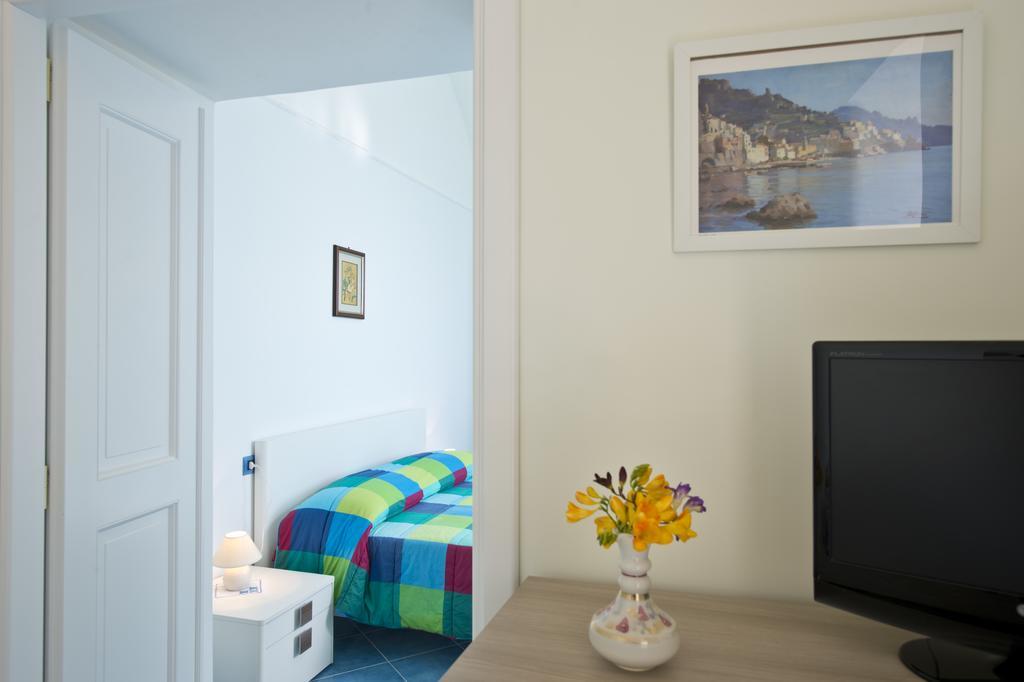 Blu Rose Apartment Amalfi Exterior photo